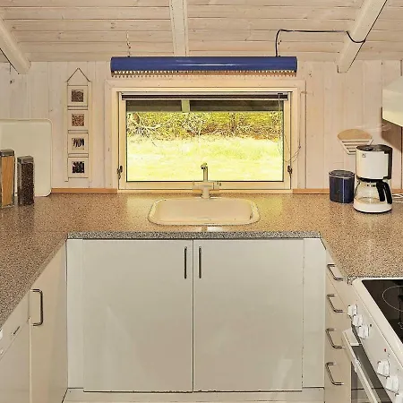 Two-bedroom Holiday In 3 * Oksbøl